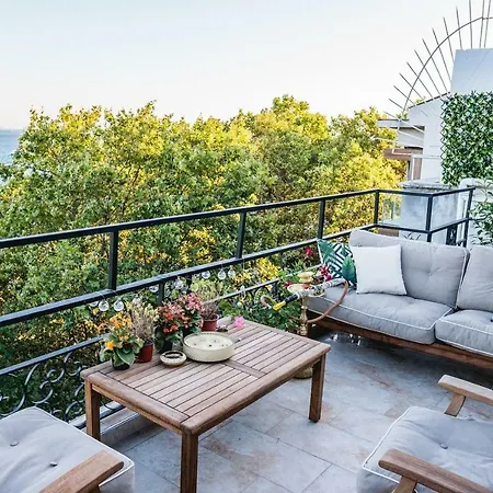 Modern Penthouse - Terrace Istanbul